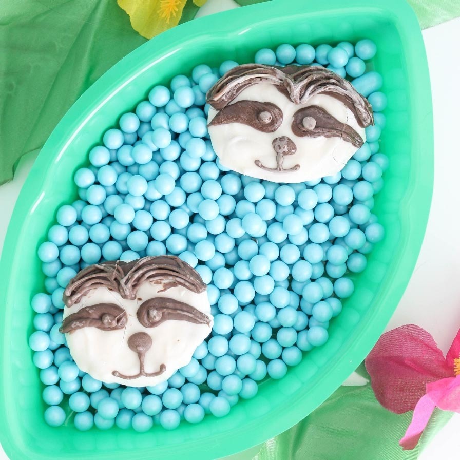 Sloth Chocolate Covered Pretzels