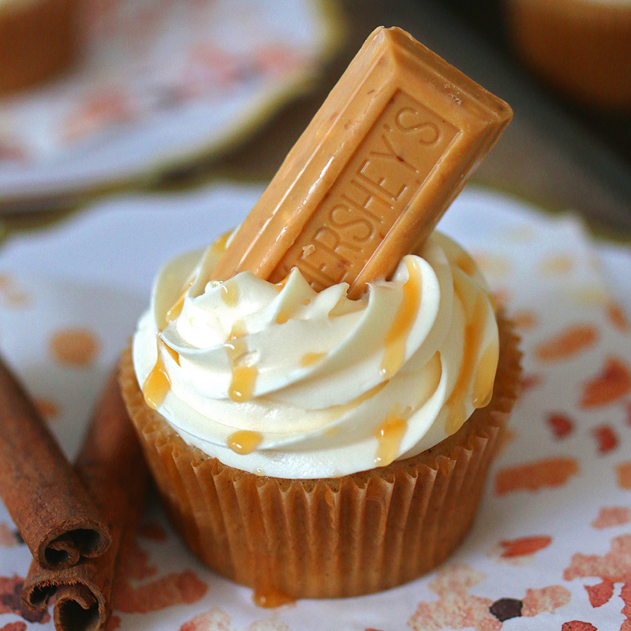 Hershey's Gold Autumn Spice Cupcakes