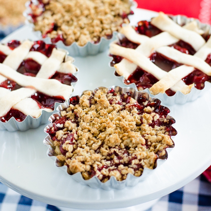 Mini Cherry Pies & Crumble Topping