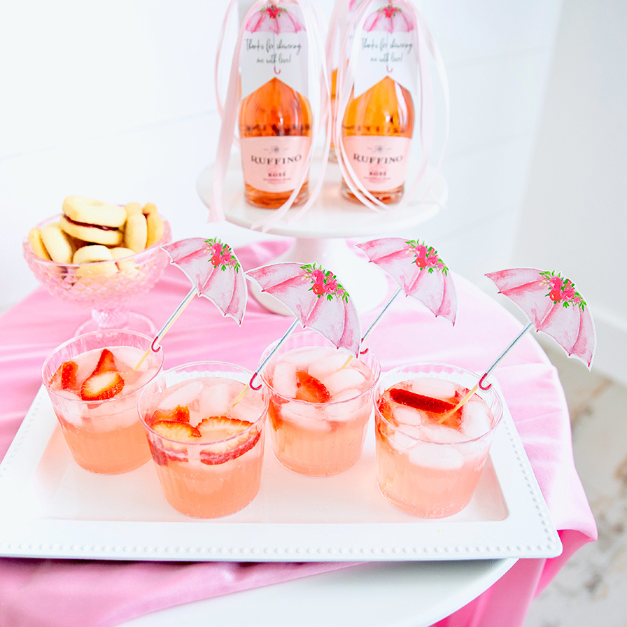 Pretty in Pink Gin Fizz