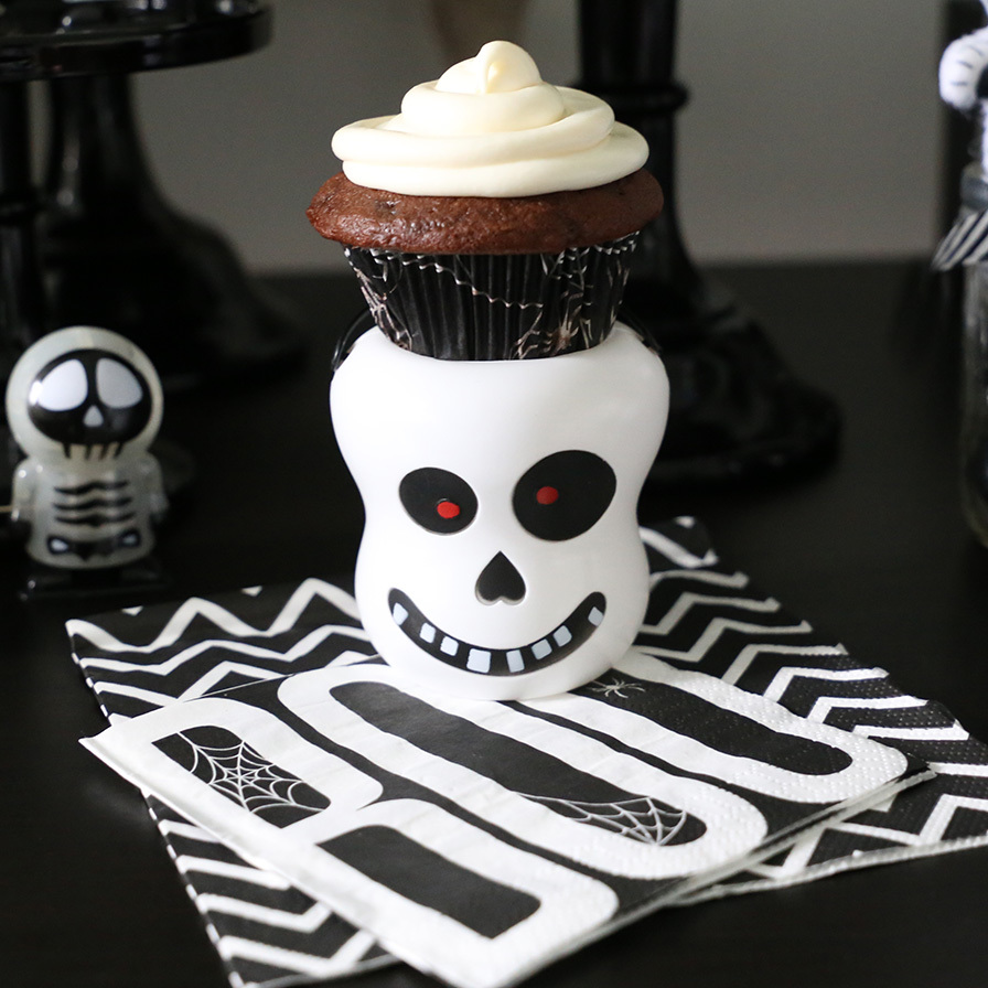 Trick-or-Treat Cupcakes