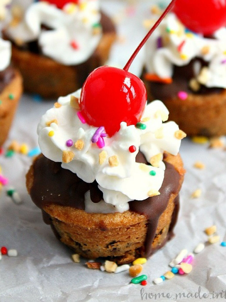 Banana Split Cookie Cups