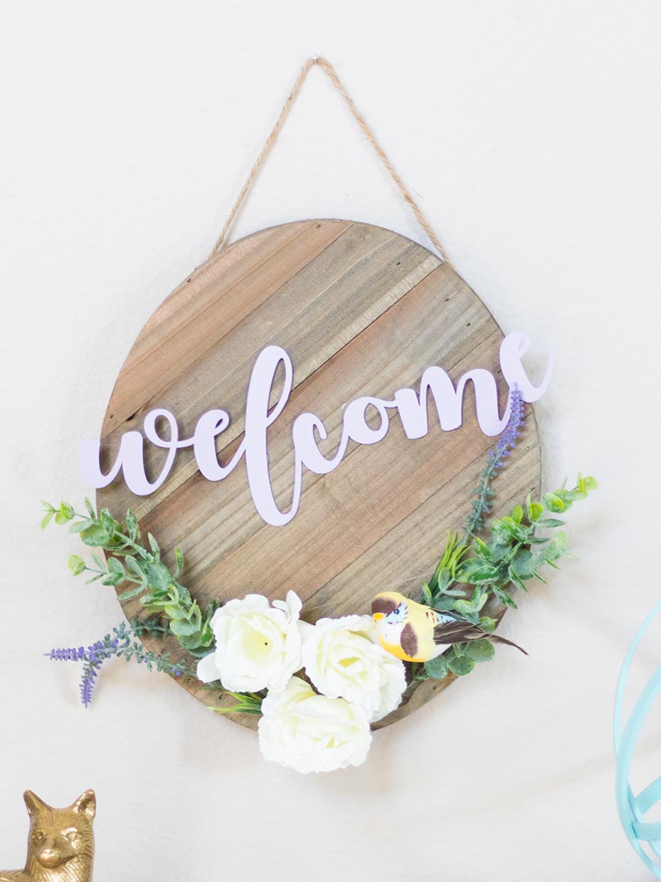 Spring Welcome DIY Wall Hanging