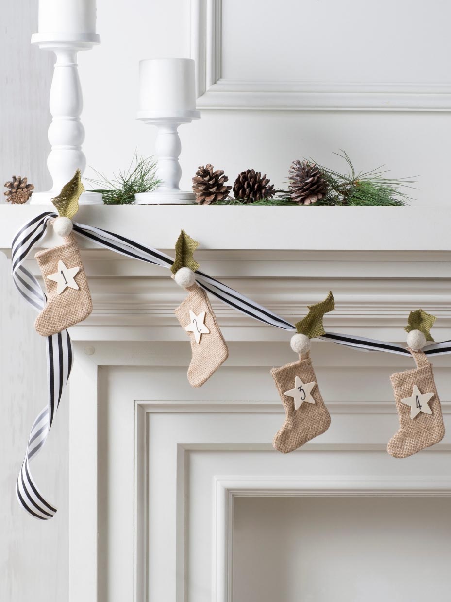 Mini Stocking Advent Garland