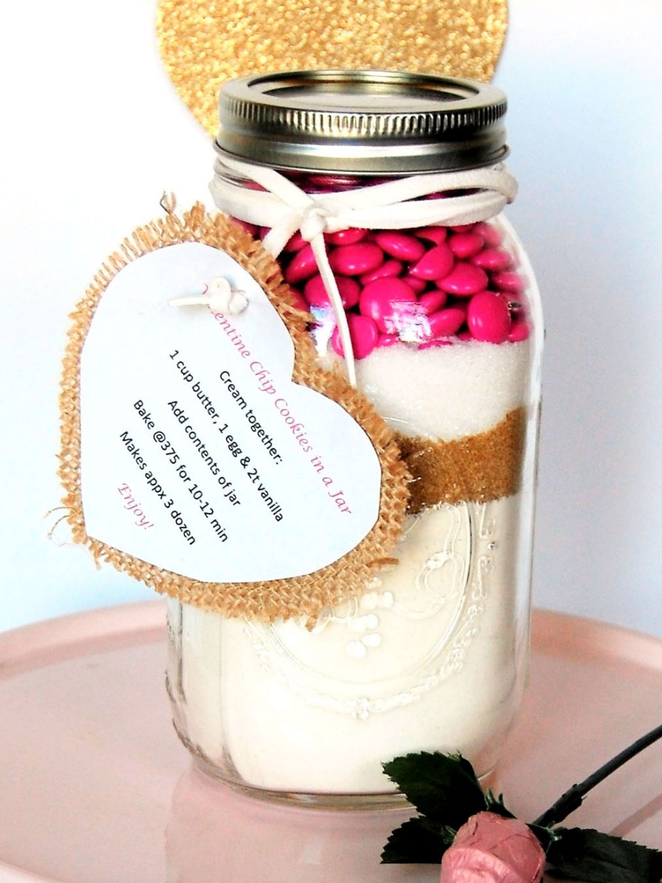 Valentine Cookies in a Jar