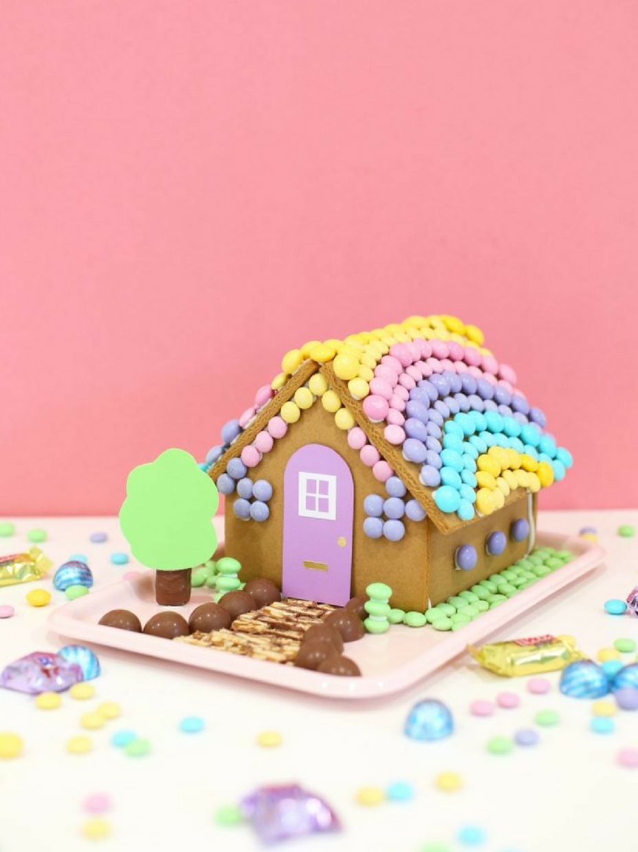 DIY Easter Bunny House