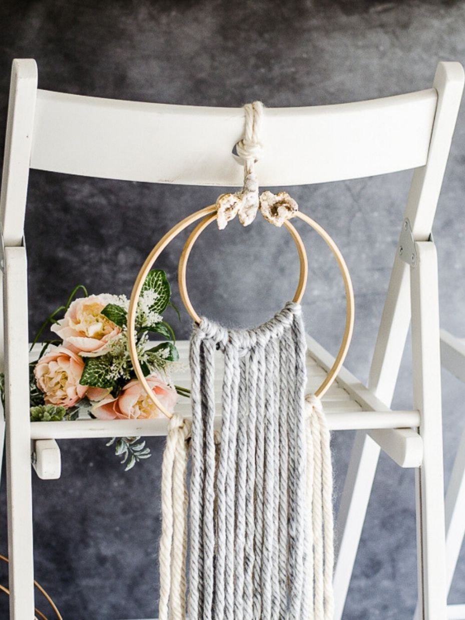 DIY Yarn Hoop Wall Hanging