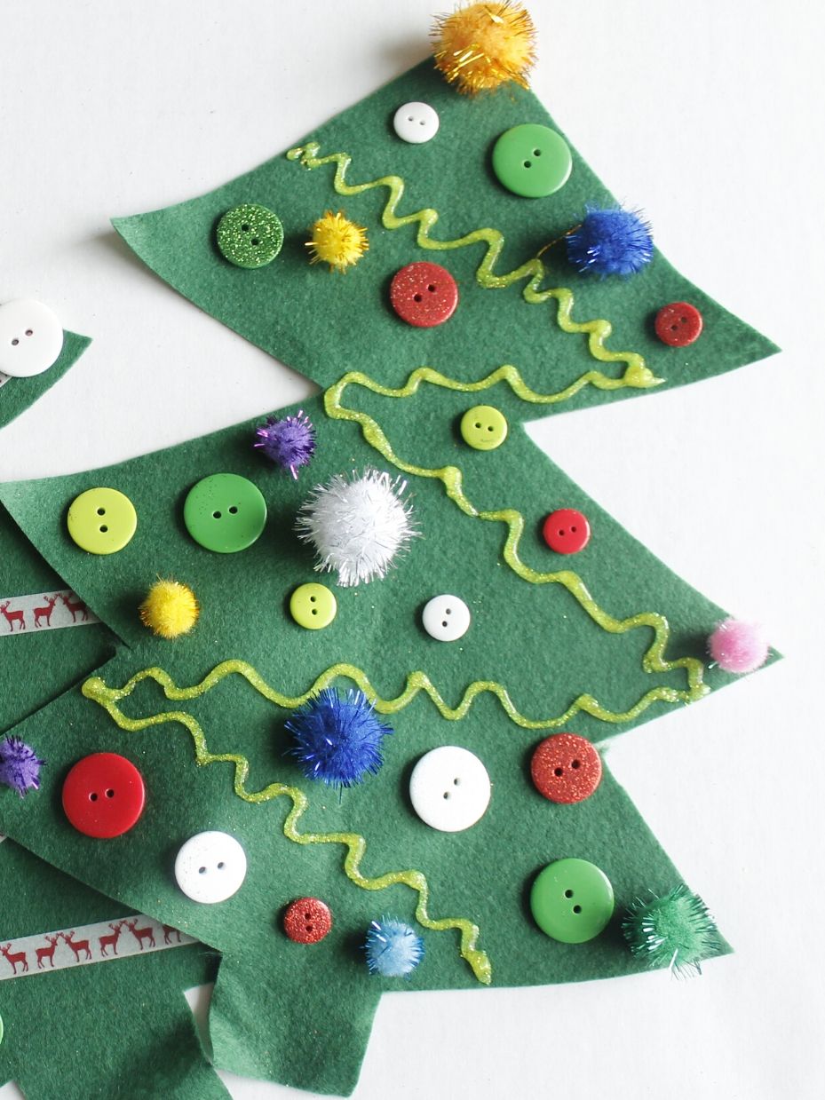 30+ Easy Christmas Crafts for Kids of All Ages - Happiness is Homemade