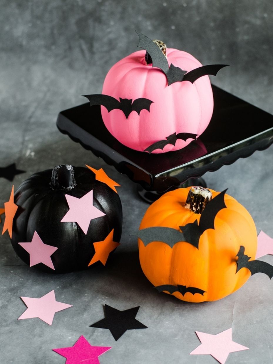 2 Batty deals Halloween Pumpkins (Orange and Black)