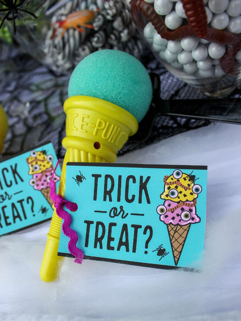 Trick or Treat? Printable Tags