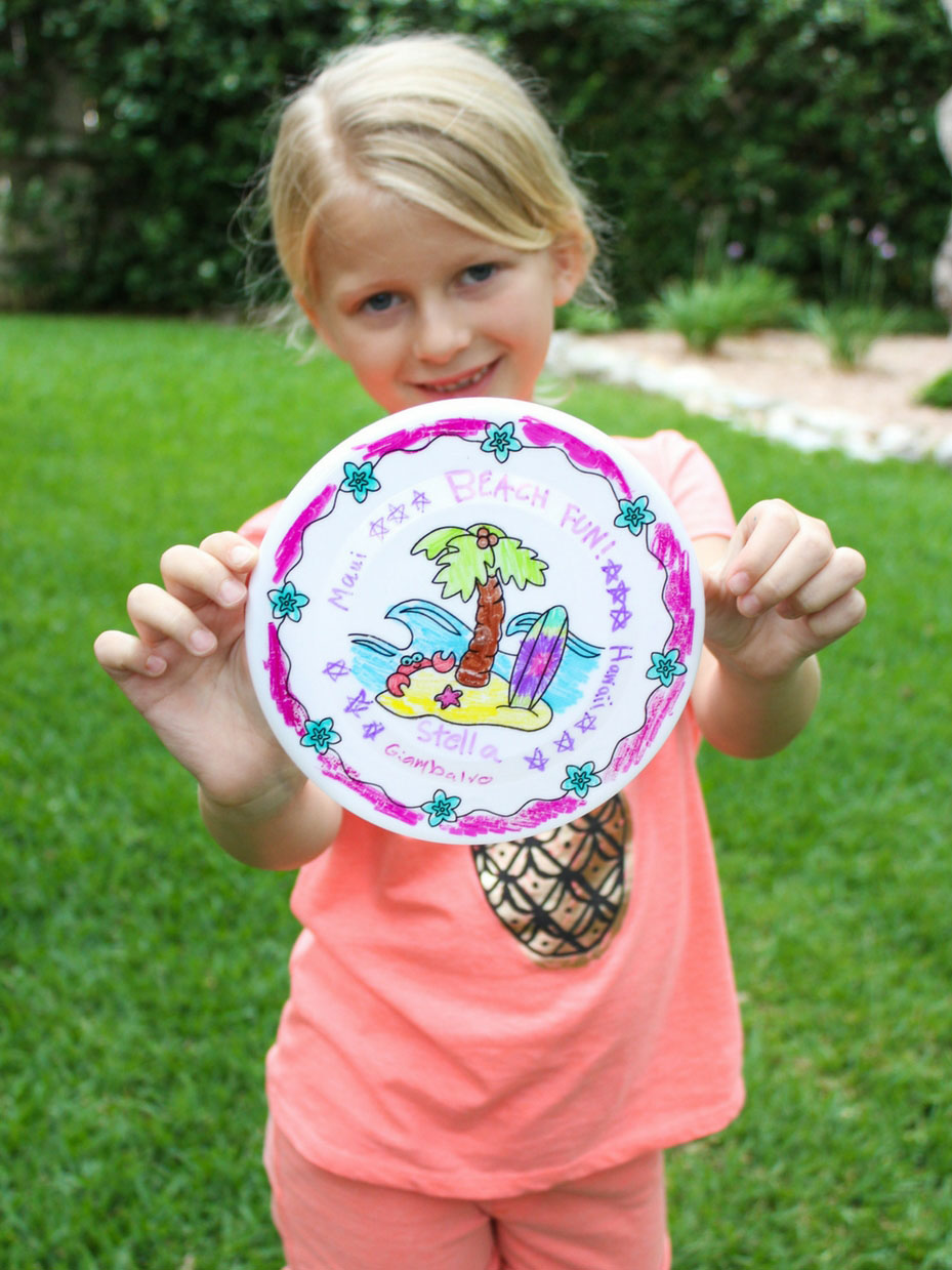 Head Outside with Color-Your-Own Flying Discs
