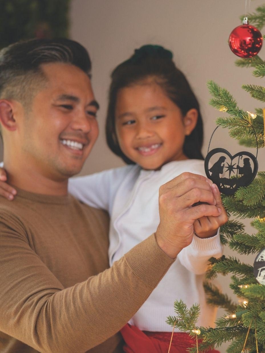 Nativity & The Christmas Tree