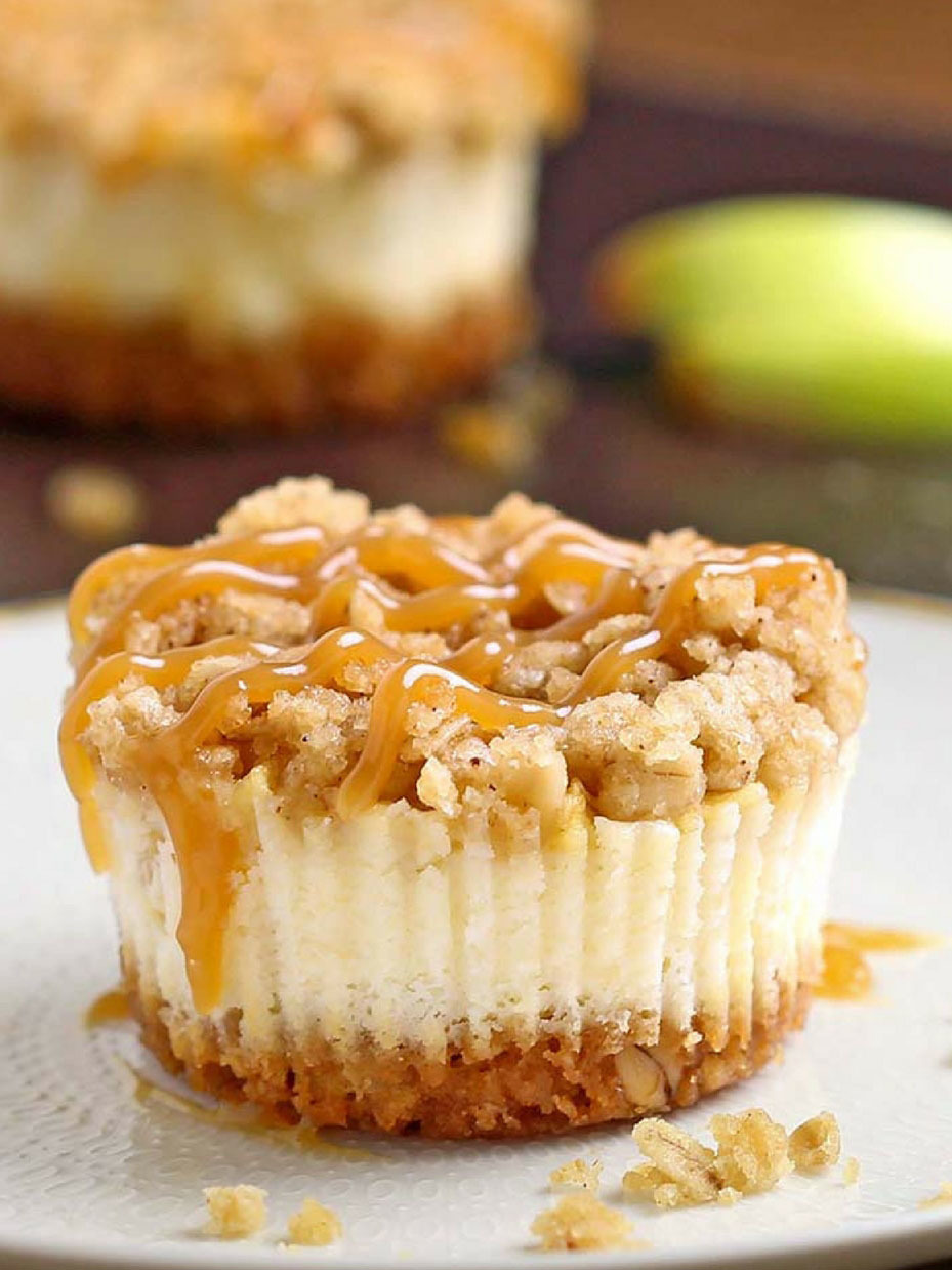 Caramel Apple Crisp Mini Cheesecakes