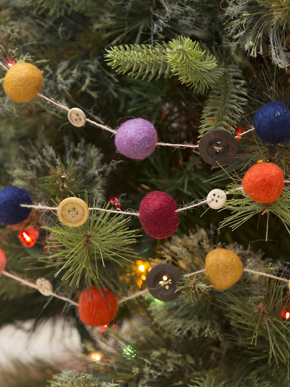 DIY Wool Felt Ball Garland
