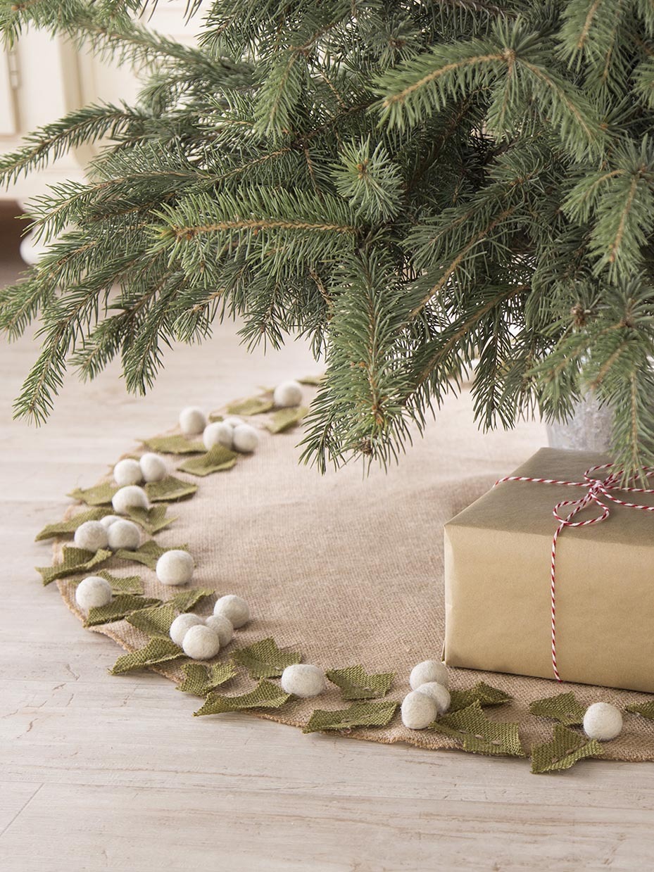 Farmhouse Christmas Burlap Tree Skirt