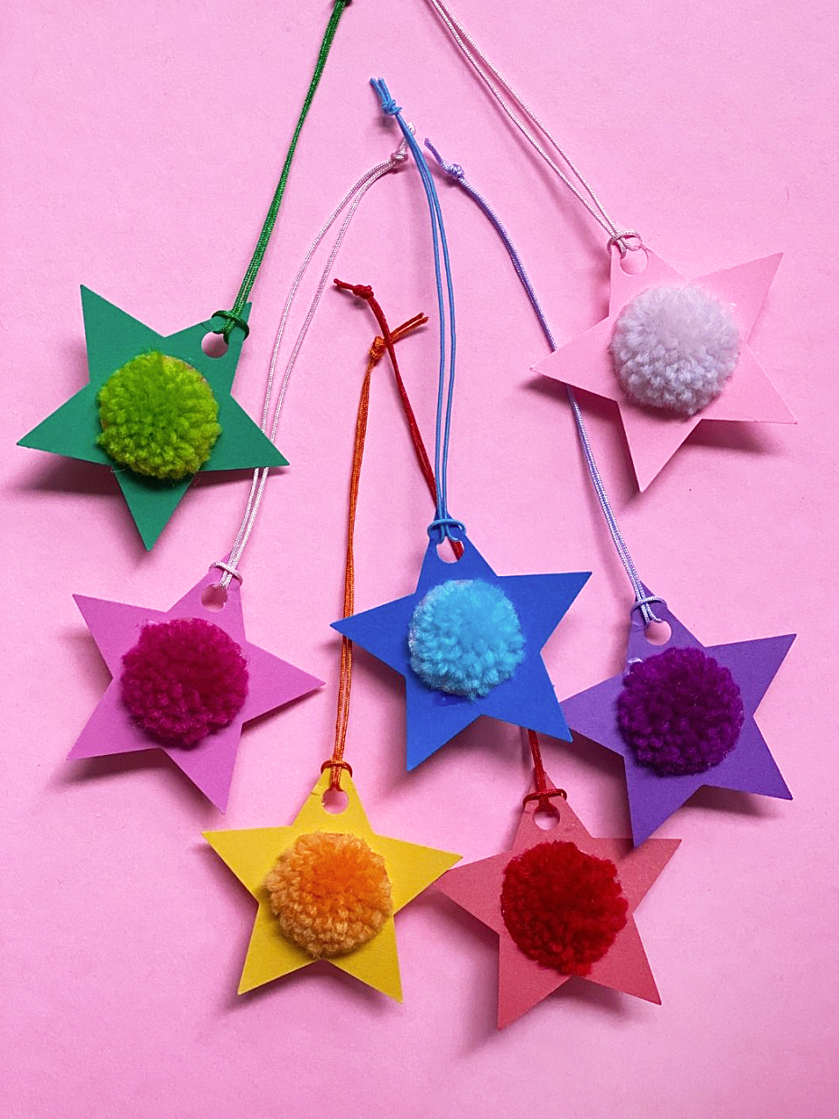 DIY Star Pom-Pom Ornaments