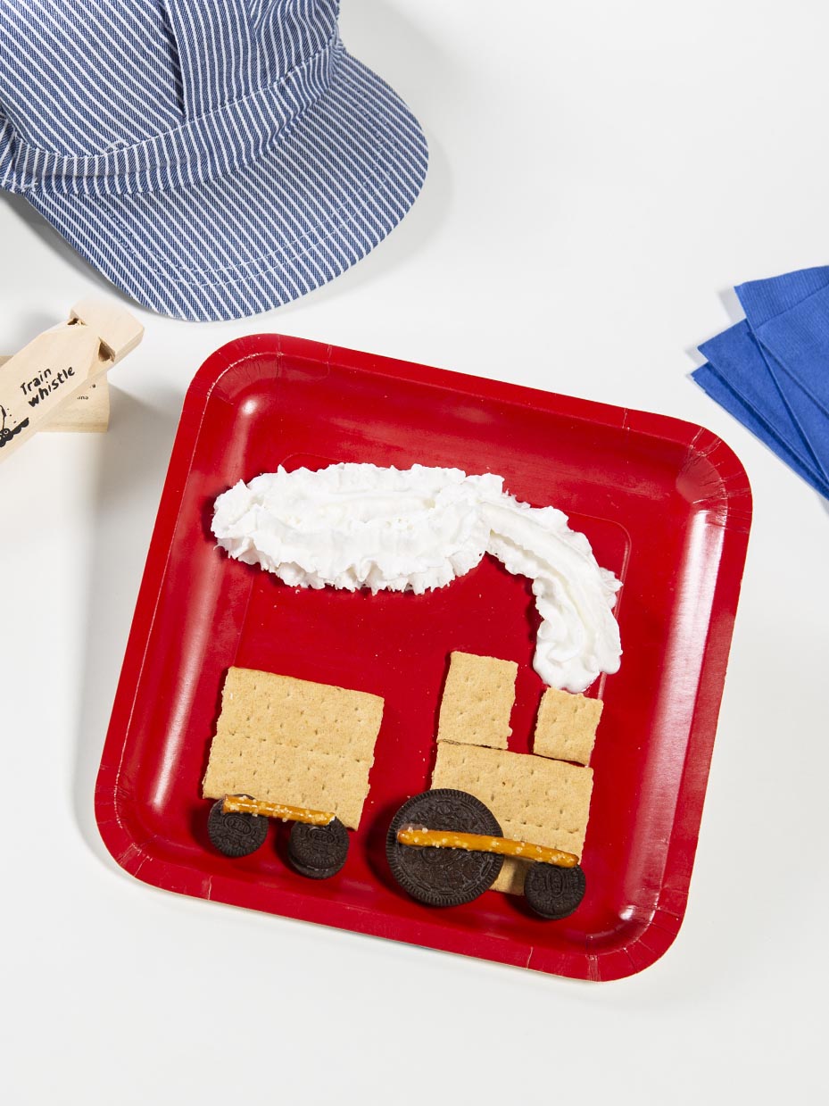 Train on a Plate Snack Idea