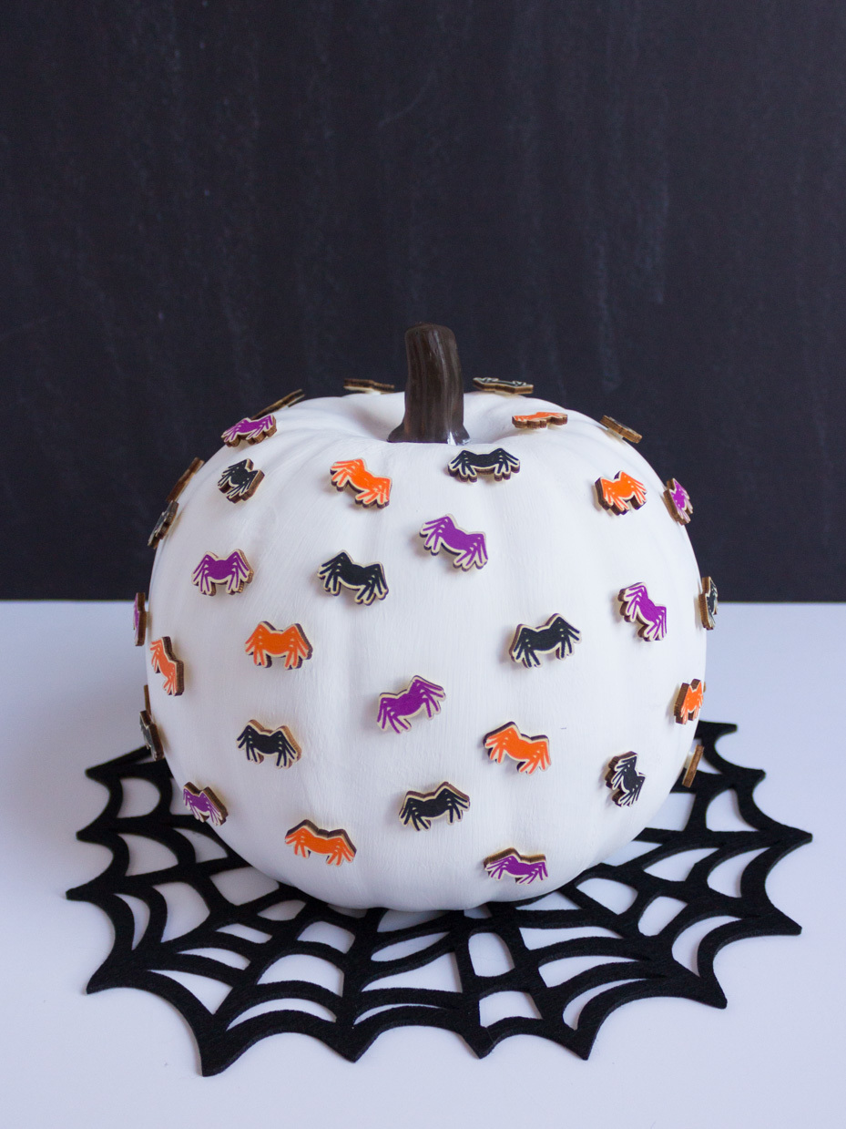 Decorate with Mini Wood Spiders