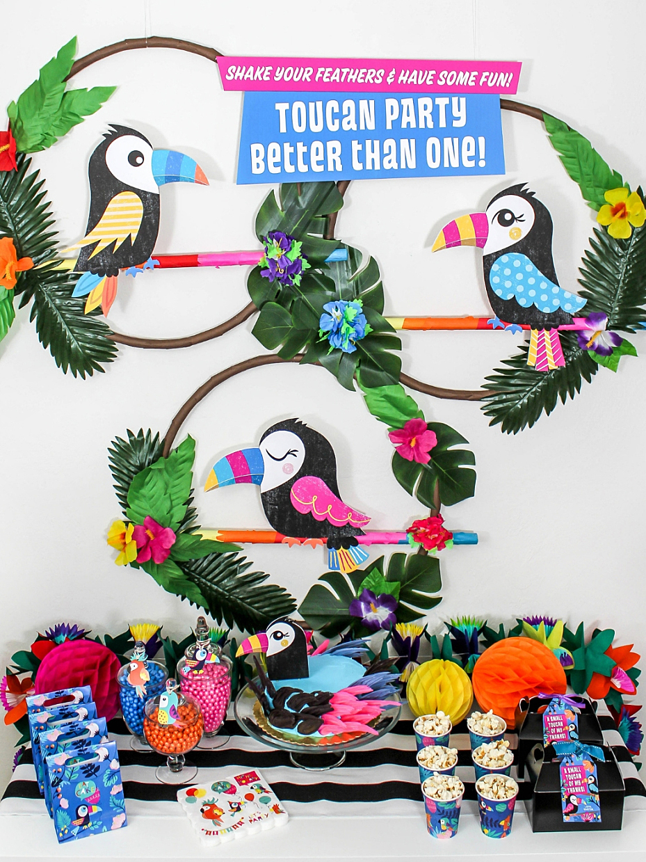 Toucan Party Backdrop