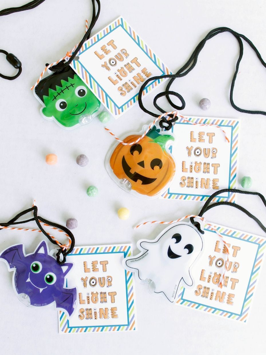 "Let Your Light Shine" Printable & Light-Up Necklaces