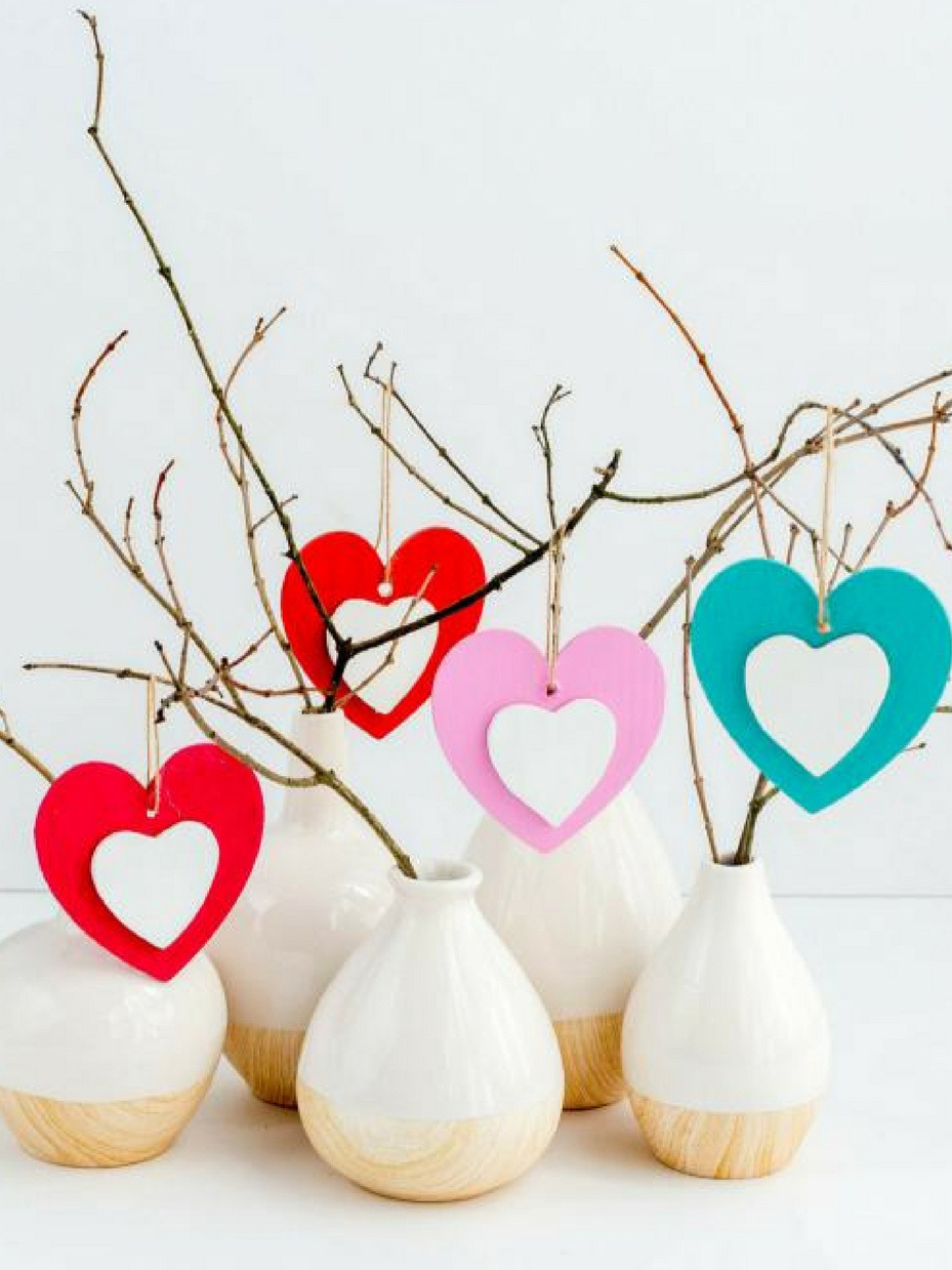 DIY Valentine Heart Ornament Tree Centerpiece
