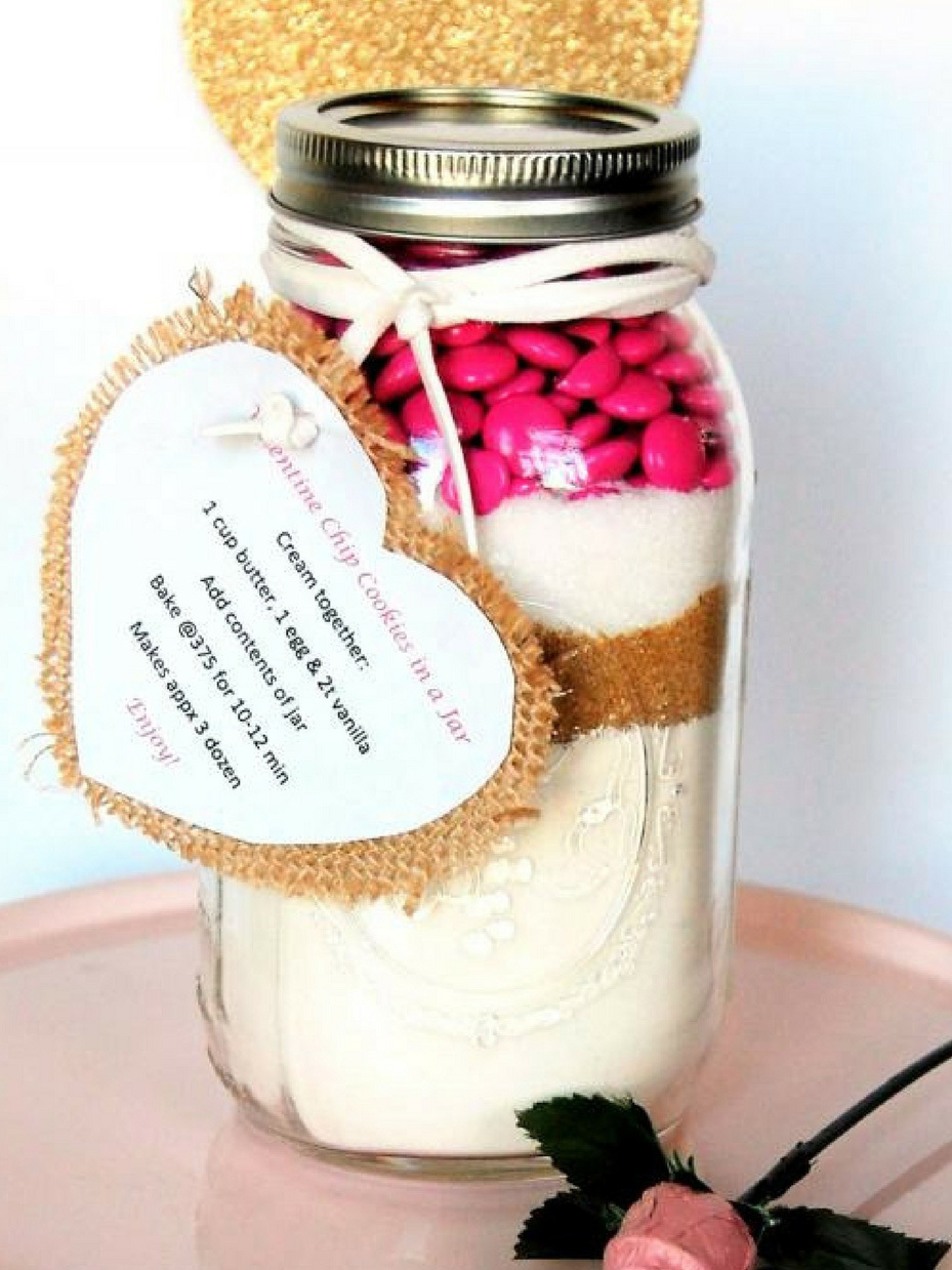 Valentine Cookies in a Jar