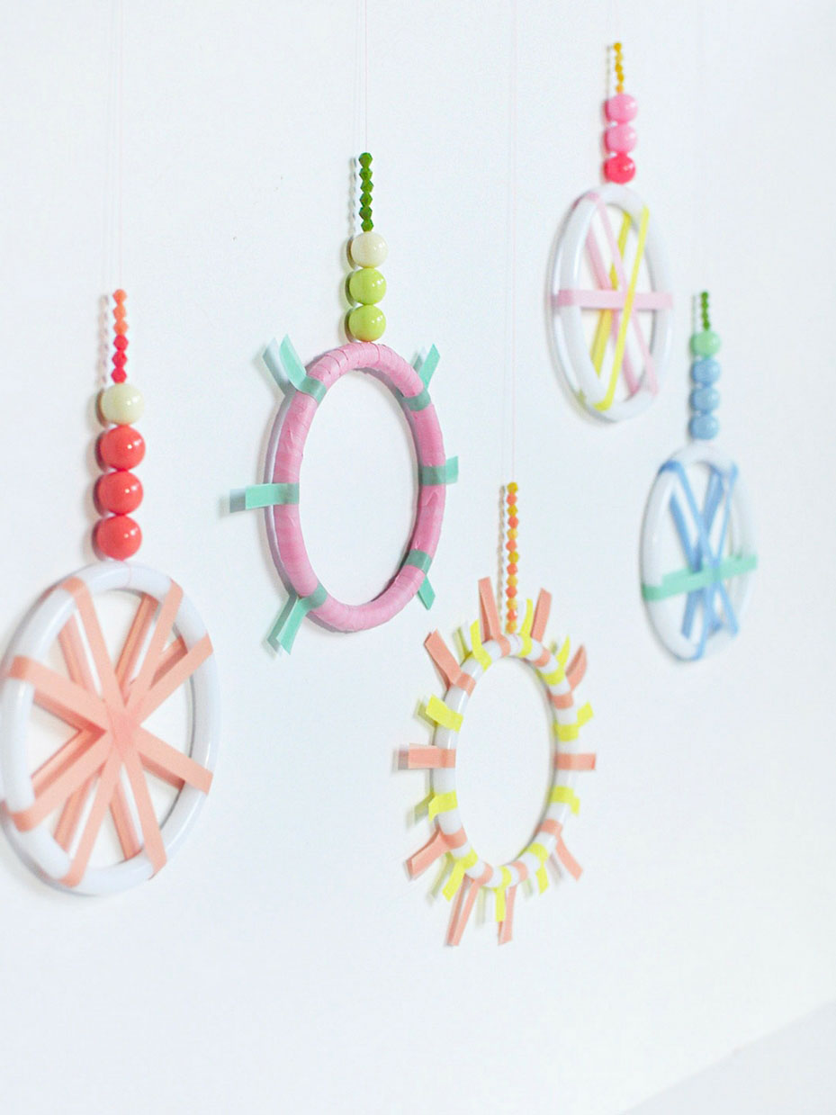 DIY Mini Color Wreaths