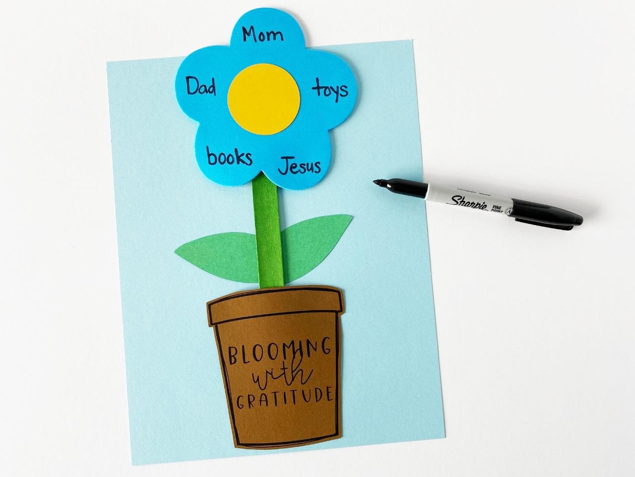 Blooming with Gratitude Flower Craft | Fun365