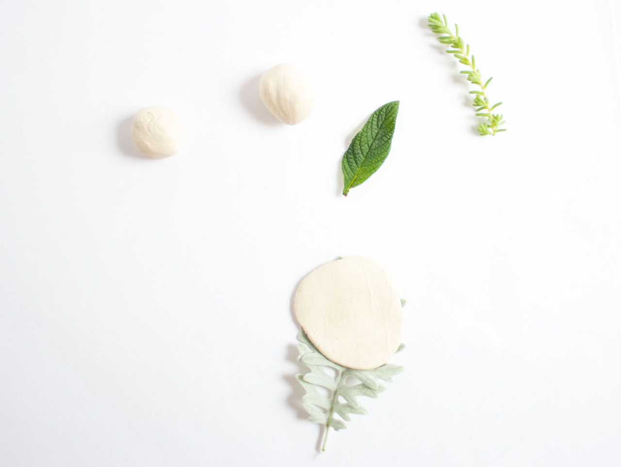 Air Dry Clay Botanical Necklaces | Fun365