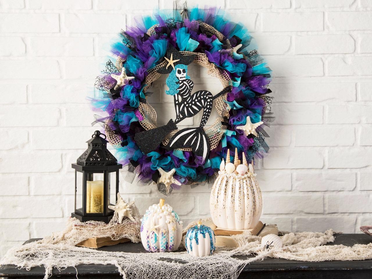 Store Skeleton burlap wreath