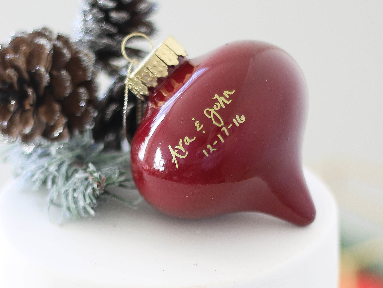 christmas ornament wedding favors