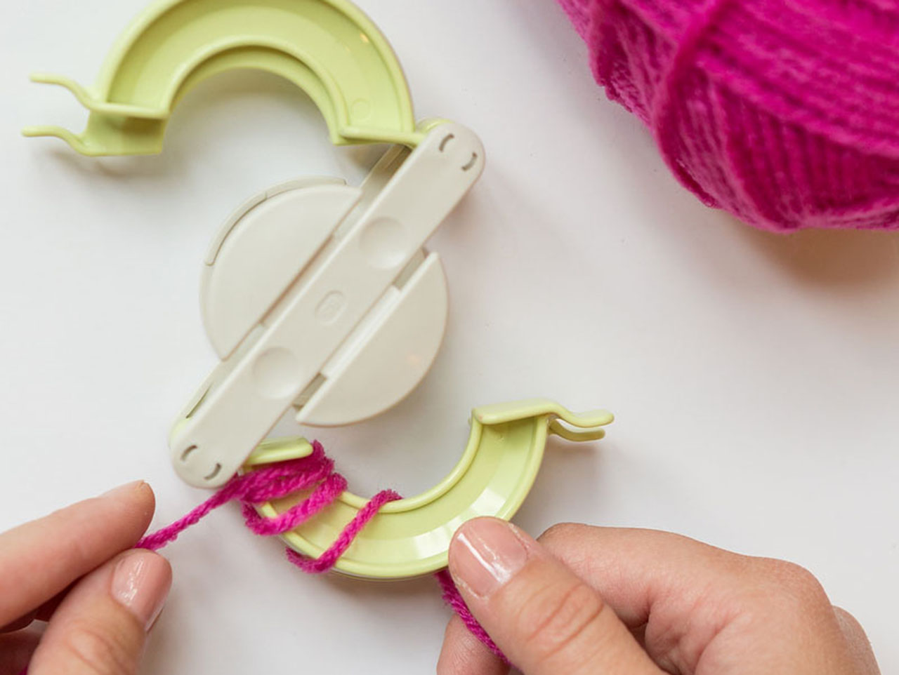 Diy Pom Pom Flower Girl Baskets 