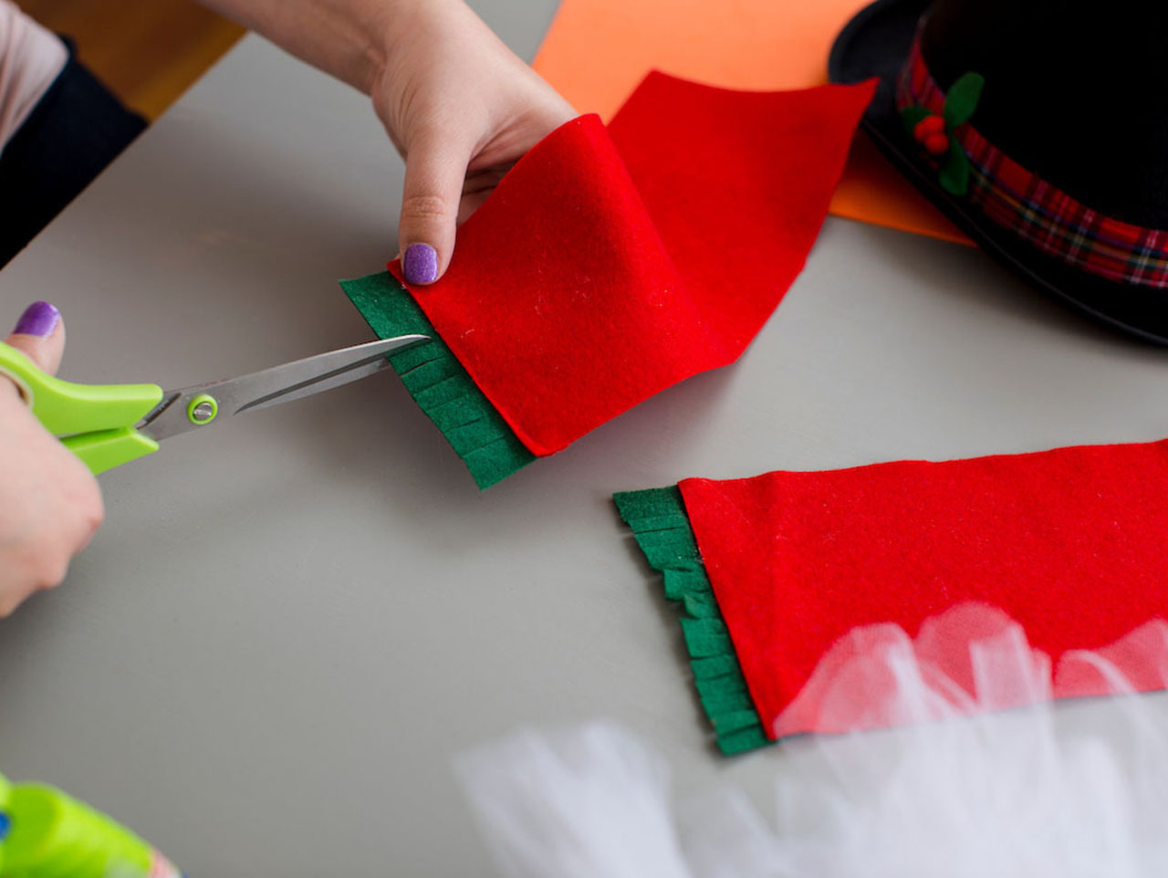 DIY Tulle Snowman Wreath | Fun365