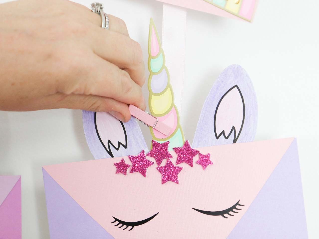 DIY Unicorn Advent Calendar | Fun365