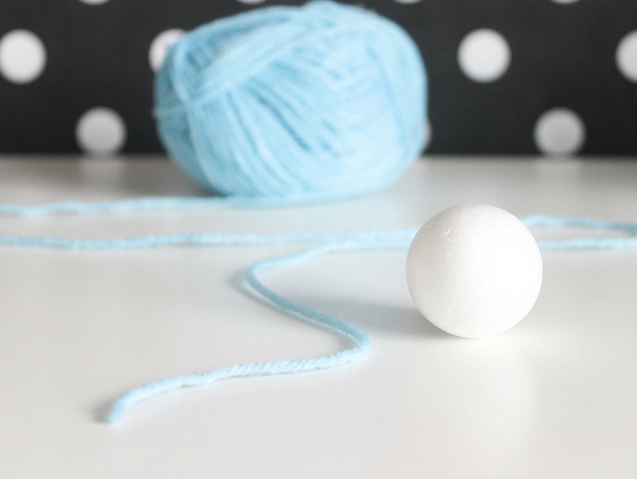 Cat Party DIY Yarn Ball Decor | Fun365