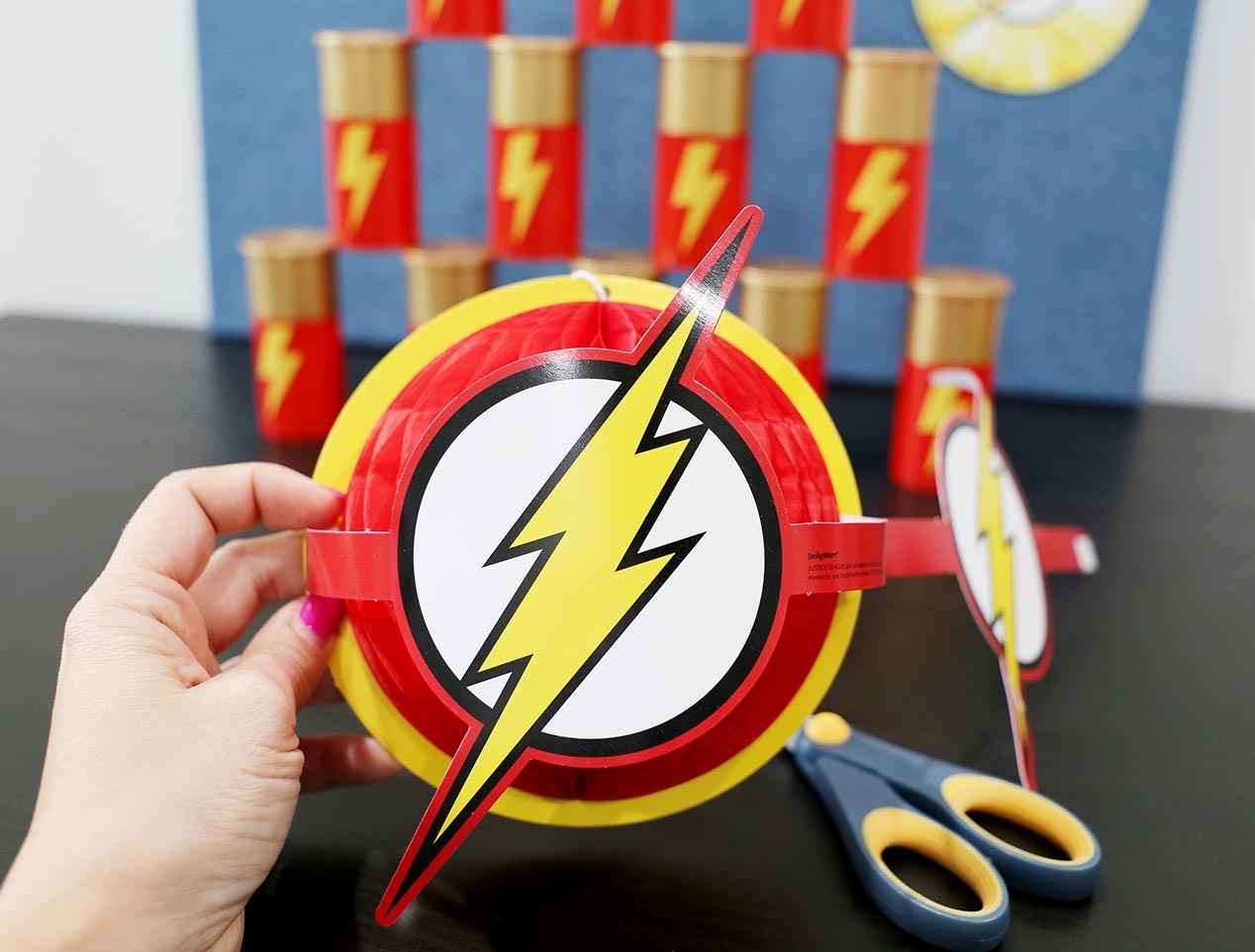 DIY Justice League Flash Party Game | Fun365