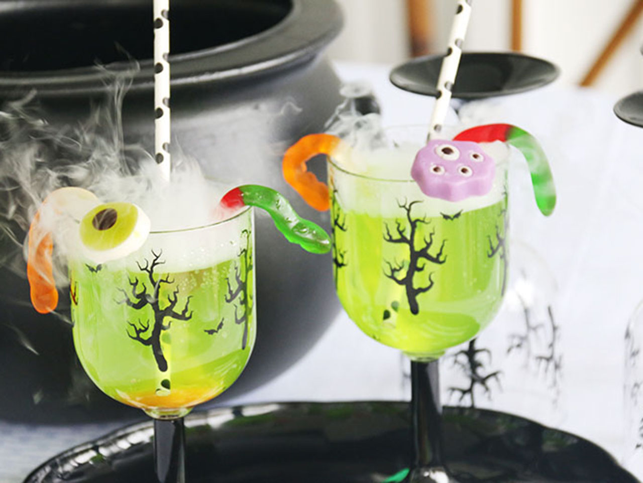 Halloween Spooky Green Fog Drink Fun365