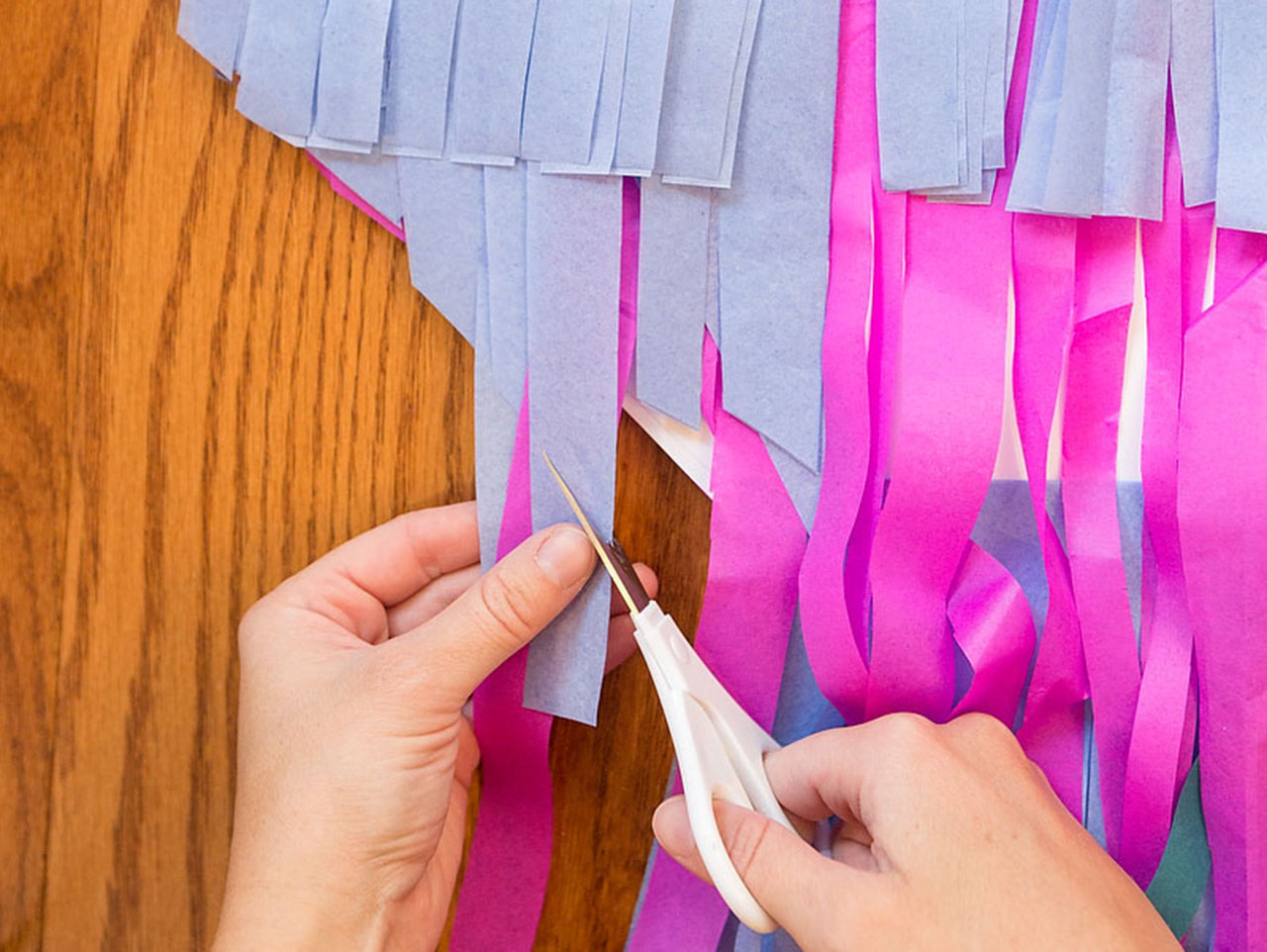 Make a Heart Shaped Fringed Tissue Paper Backdrop | Fun365