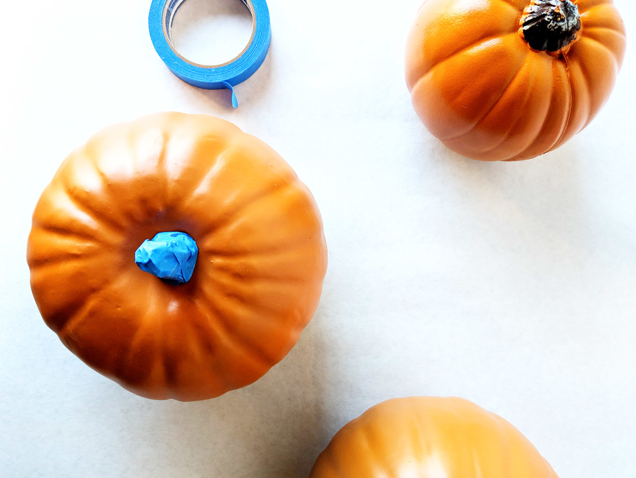 DIY Metallic Jeweled Pumpkins | Fun365