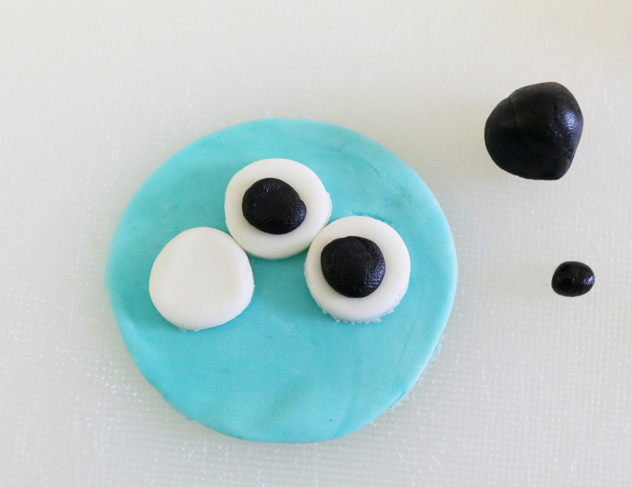 Mini Monster Fondant Cupcake Toppers | Fun365