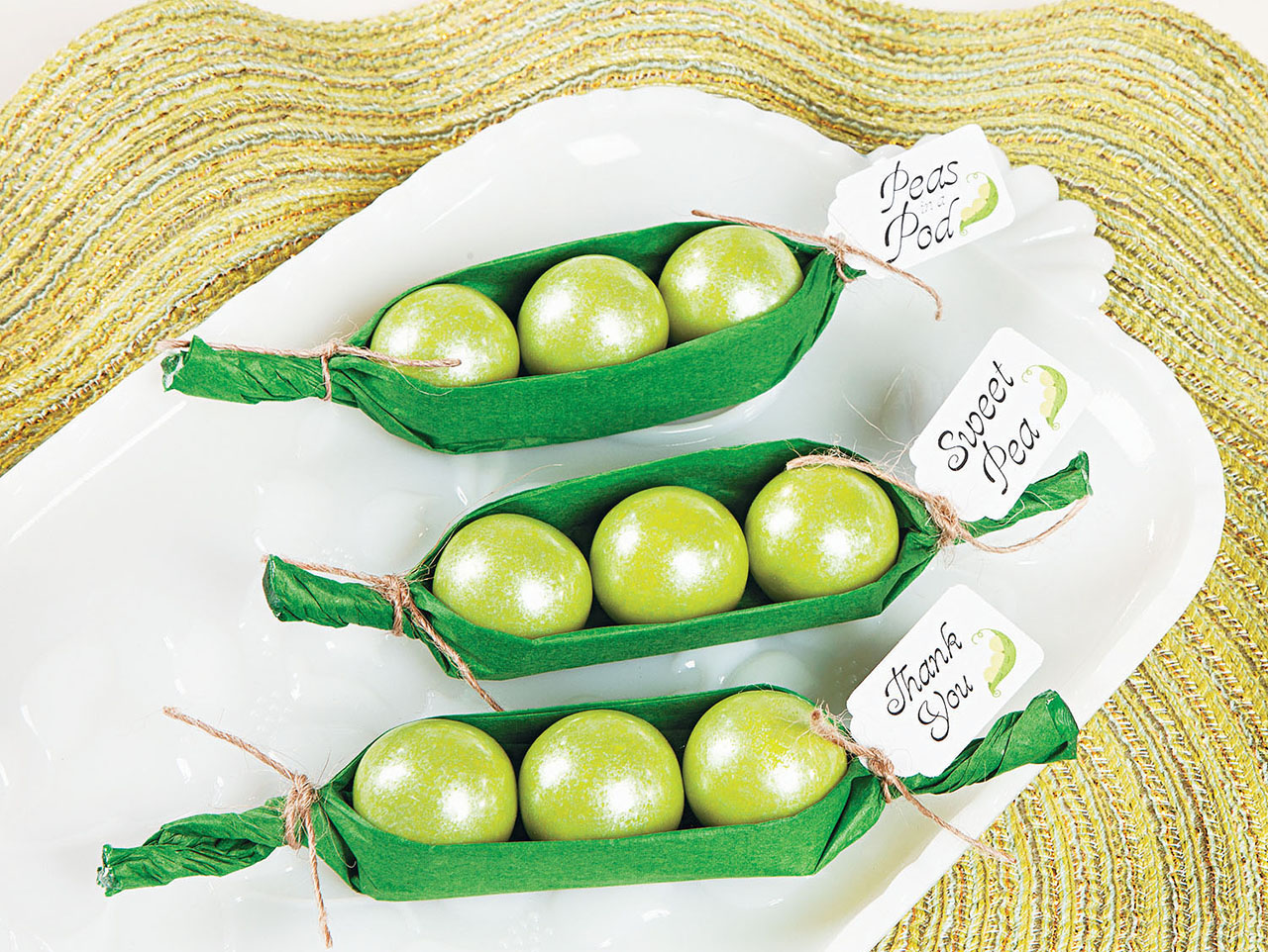2 Peas In A Pod ~ Lot of 25 ~ Twins or Wedding Favors 