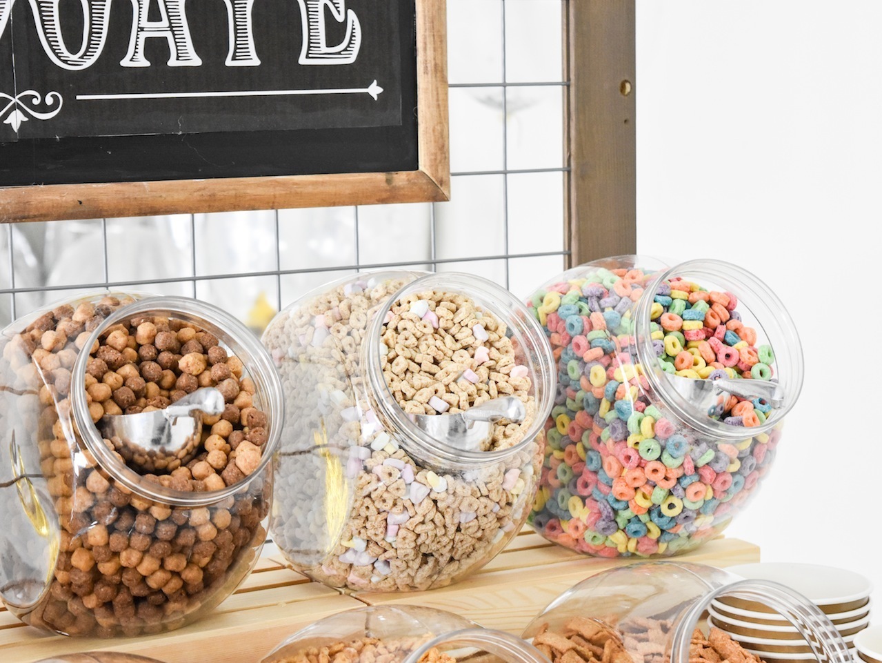 DIY Graduation Party Cereal Bar