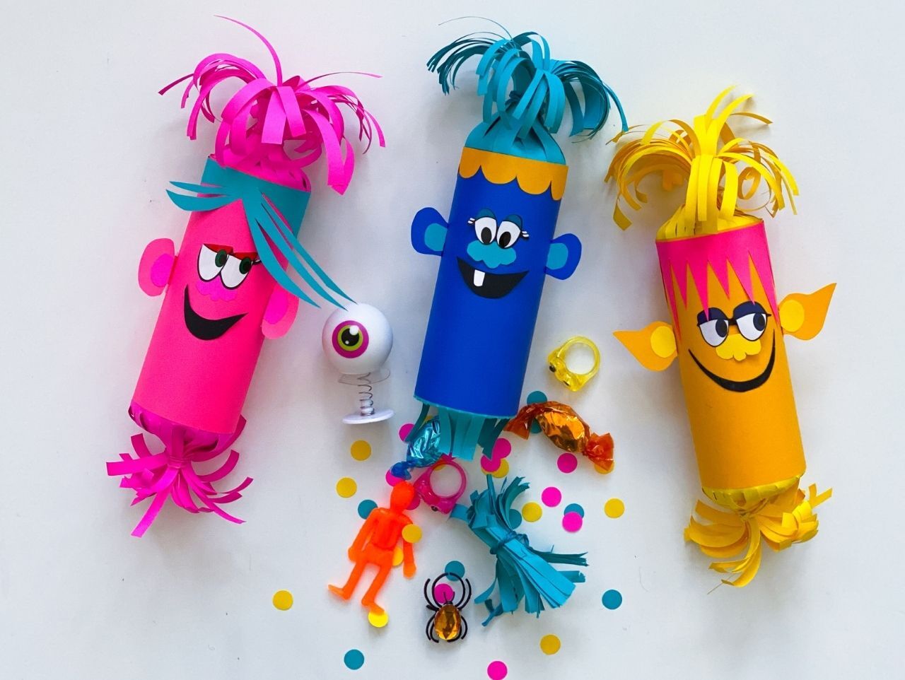 DIY Halloween Troll Party Poppers