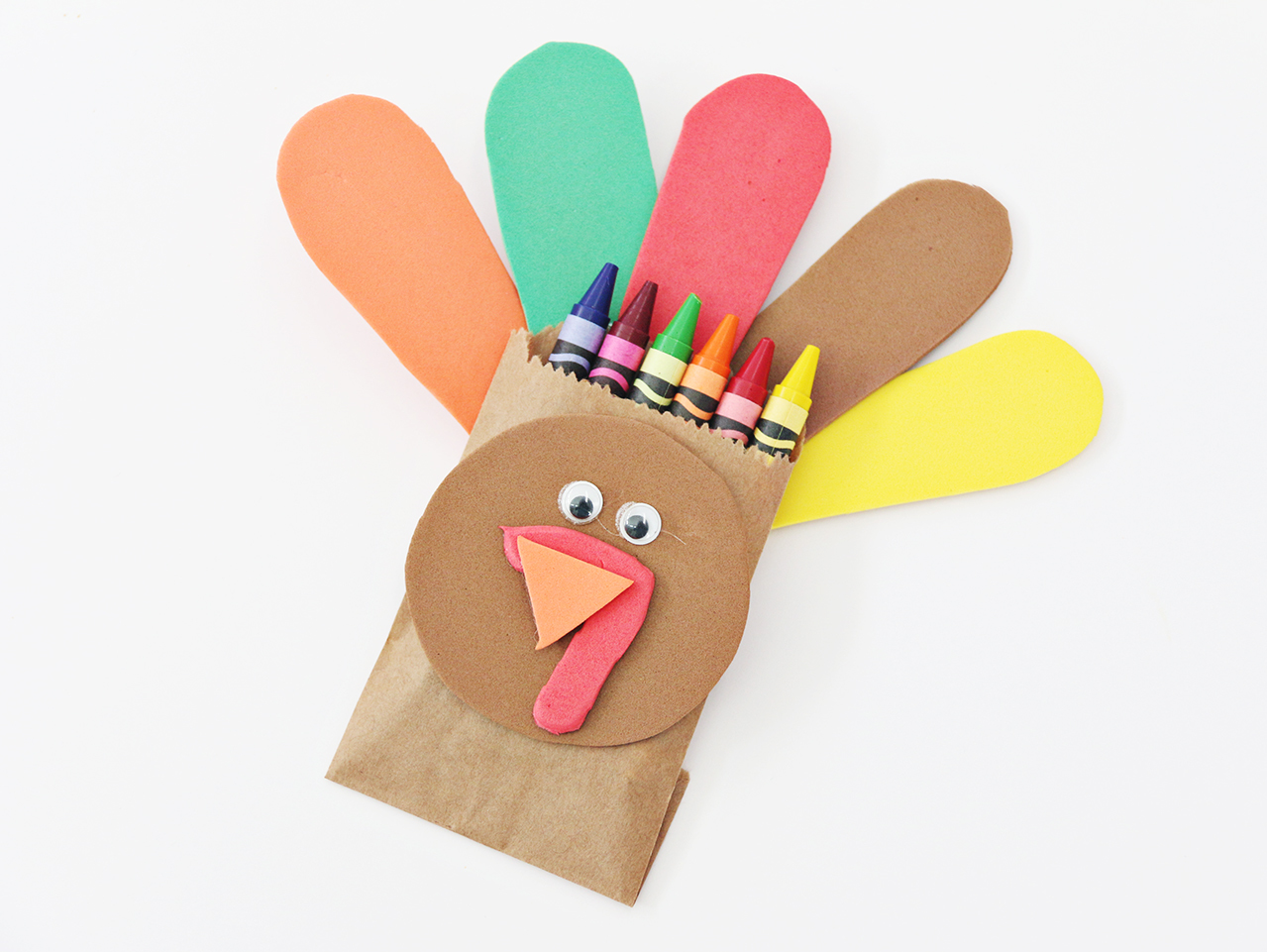 DIY Turkey Crayon Holder | Fun365