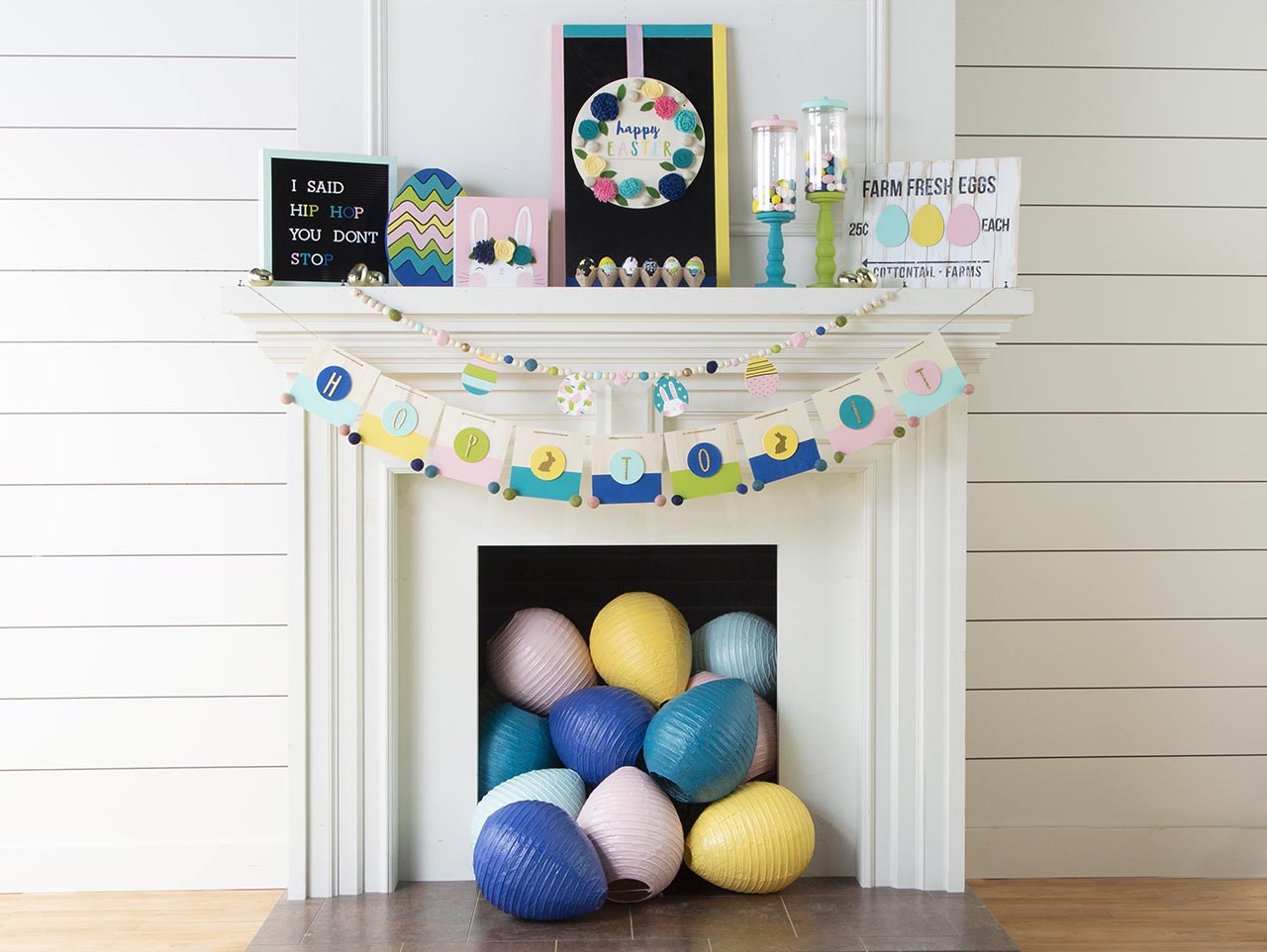 DIY Hippity Hop Easter Balloon Garland, Easter Party