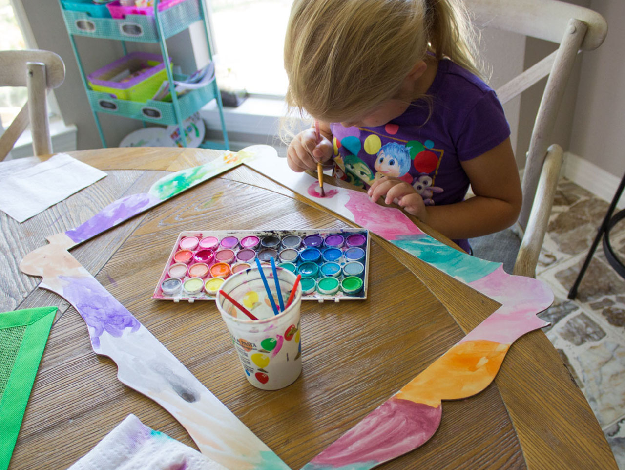 🗺️World Map🗺️  Tuff tray, Colorful birthday party, Preschool crafts