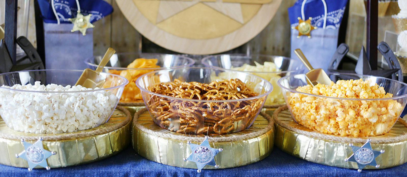 DIY Roundup Western Party Snack Tray