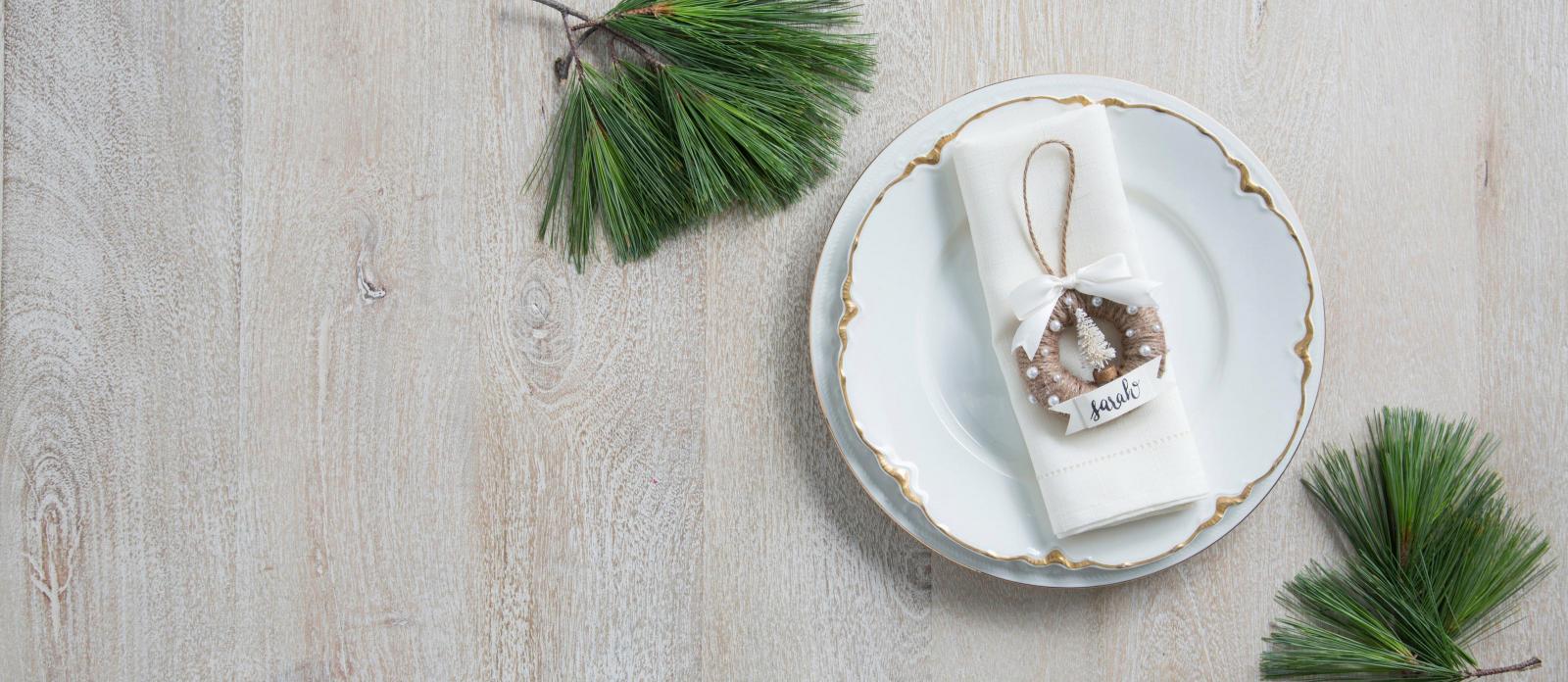 DIY Mini Holiday Wreath Ornament